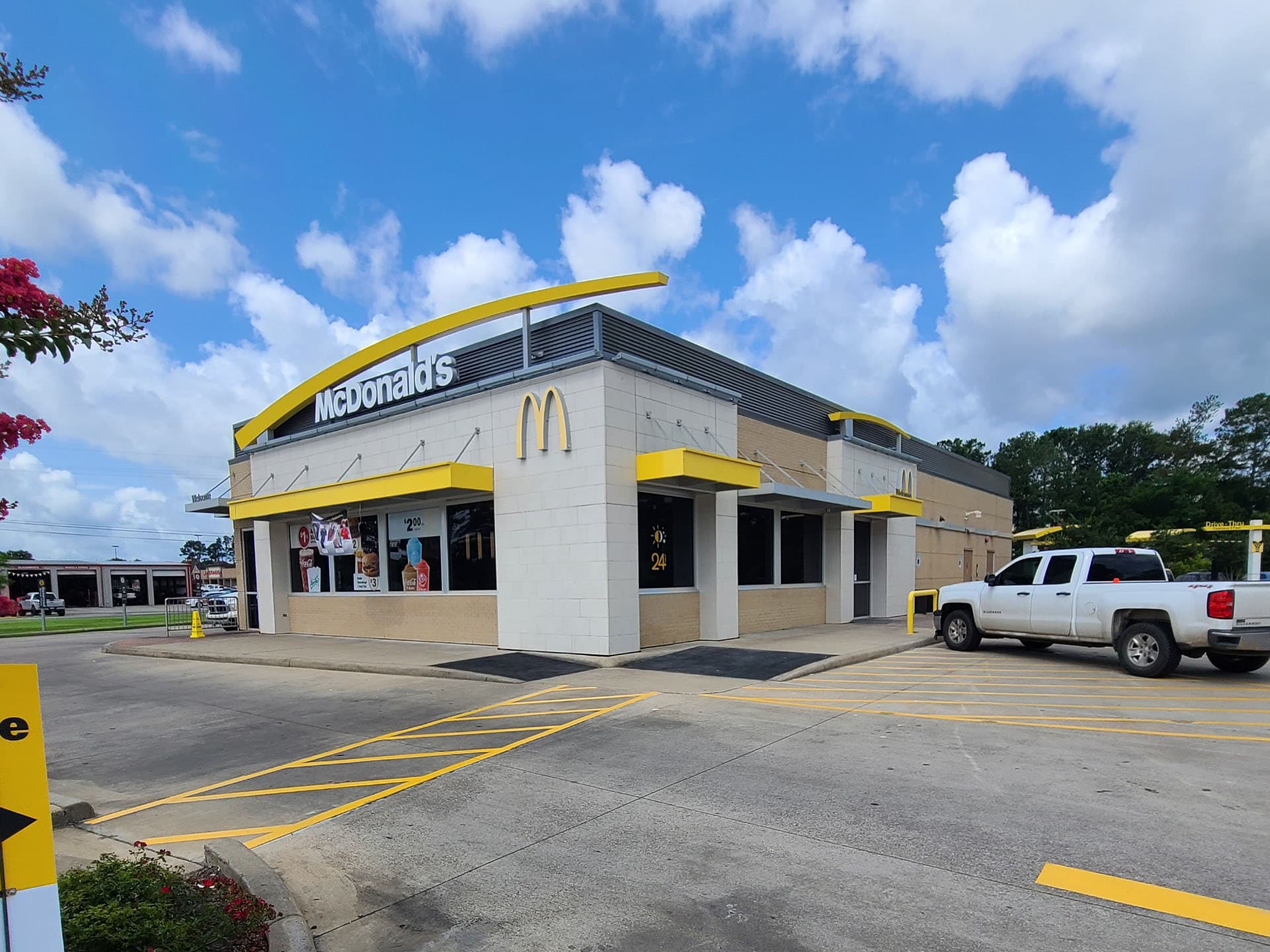 Exterior of the completed McDonald’s location in Lumberton, Texas