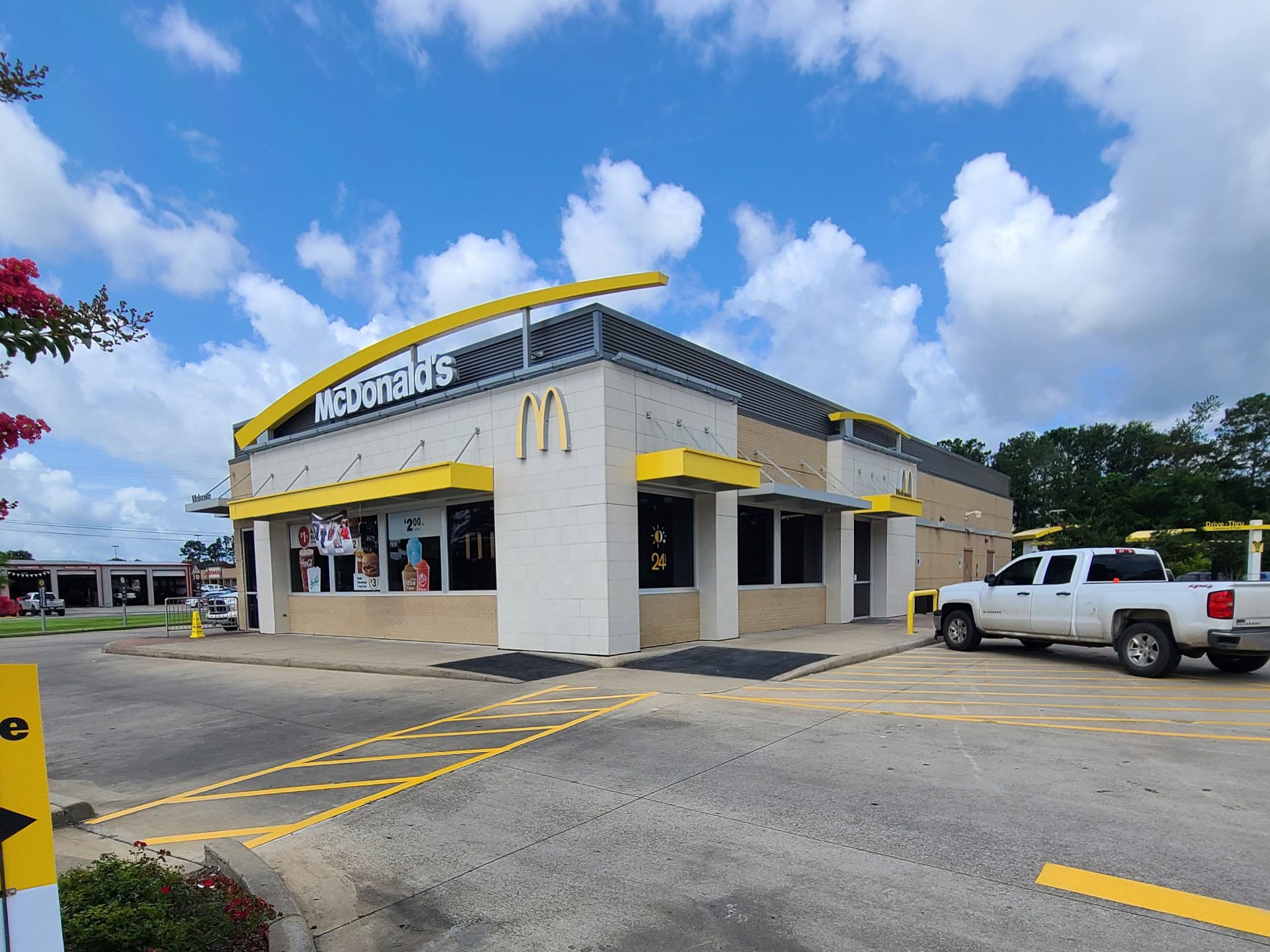 Completed McDonald’s restaurant exterior in Lumberton, Texas, built by SNS General Contracting